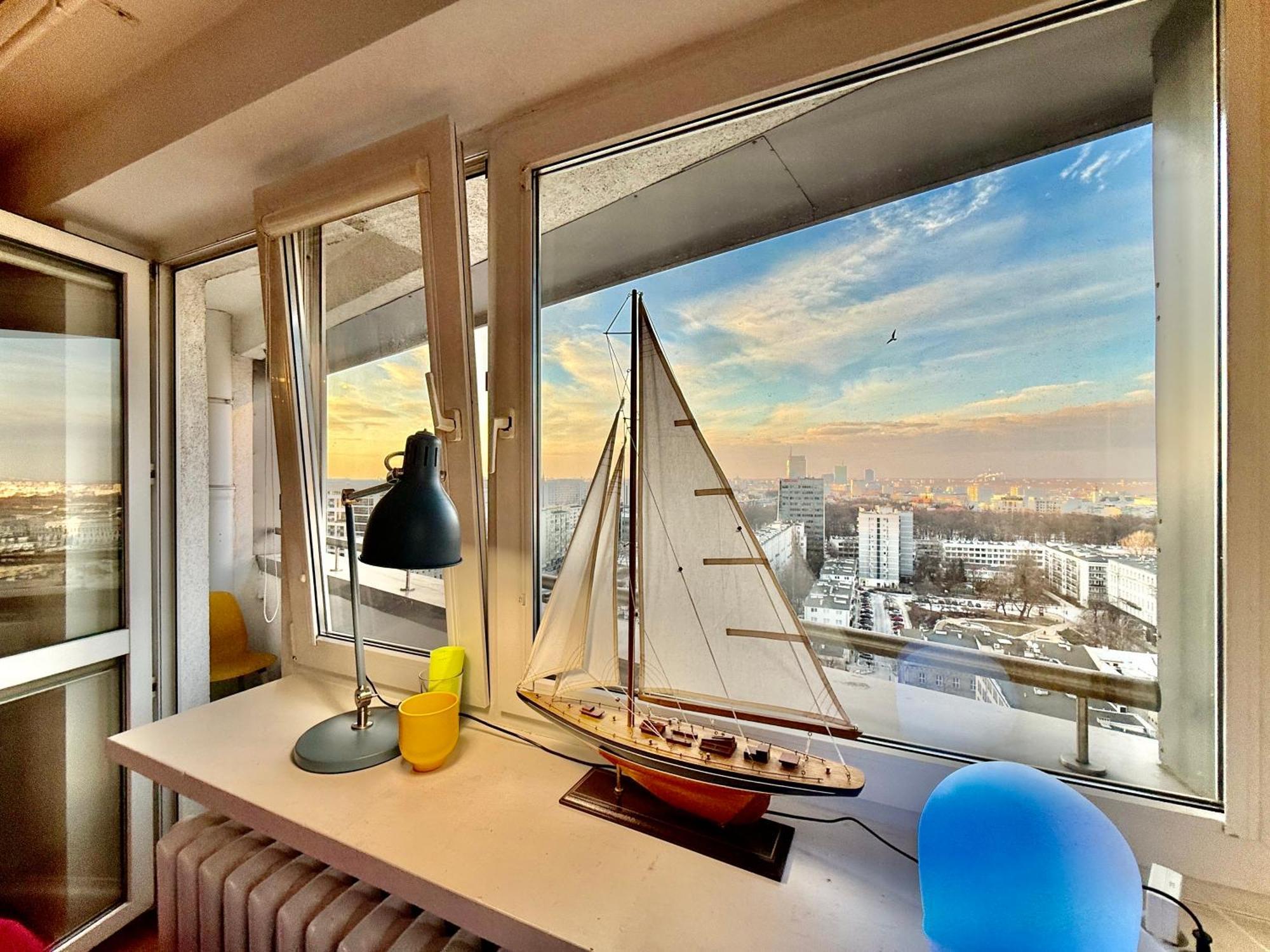 Super Apartment Yellow 2X Metro Fast Wifi 1 Gbs Netflix Panorama Miasta Warsaw Exterior photo